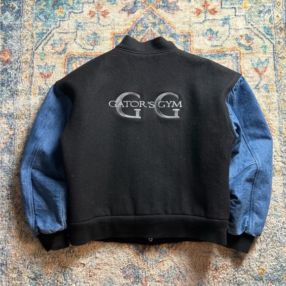 Vintage Gator’s Gym Varsity Jacket Small - Picture 2 of 5